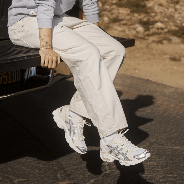 Giày Asics x Wind and Sea Gel-Nimbus 9 'White Pure Silver' 1201A801-100 - Ảnh 2