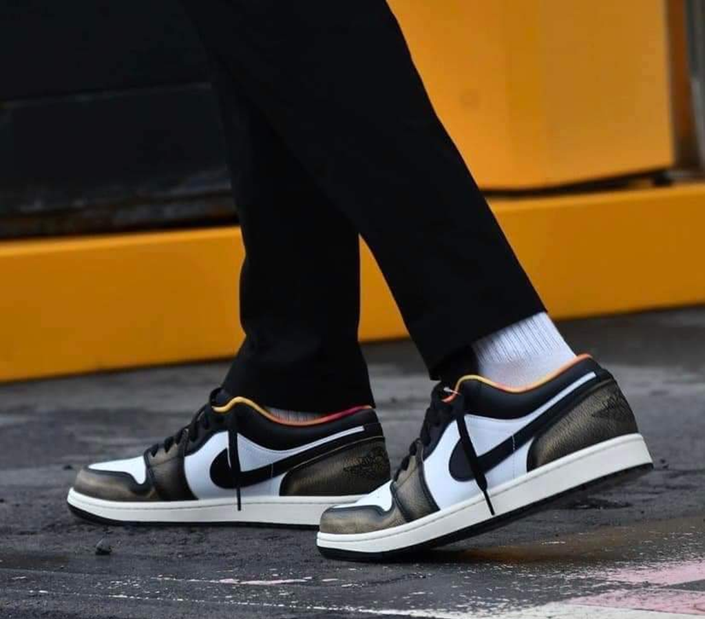 Giày Nike Air Jordan 1 Low 'White Sail' DQ8422-001 - Ảnh 3