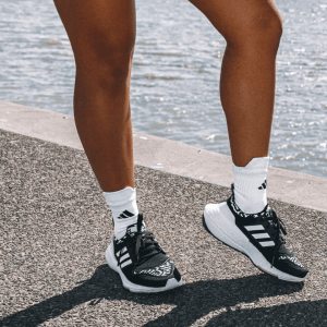 Alternative view of Giày Adidas UltraBoost 22 'Black White Almost Lime' GX8019