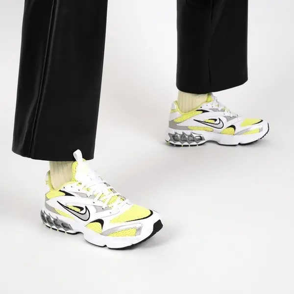 Alternative view of Giày Nike Zoom Air Fire 'White Light Lemon Twist' CW3876-102