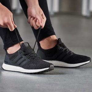 Alternative view of Giày Adidas Ultra Boost 4.0 Carbon CM8116