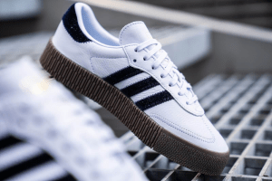 Alternative view of Giày Adidas Wmns Sambarose 'Aero Blue/Gold Metallic' EE4686