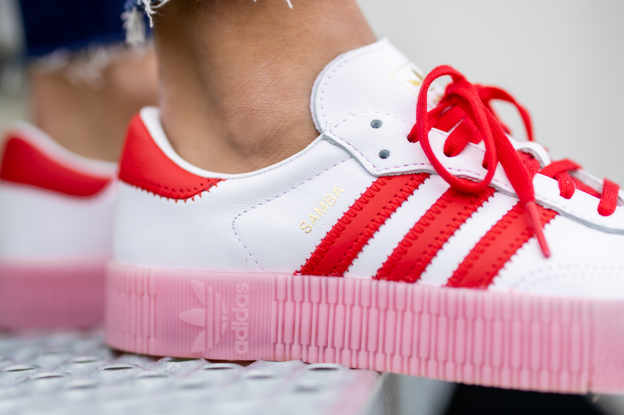 Giày Adidas Originals Sambarose 'White Red' FX6269 - Ảnh 4