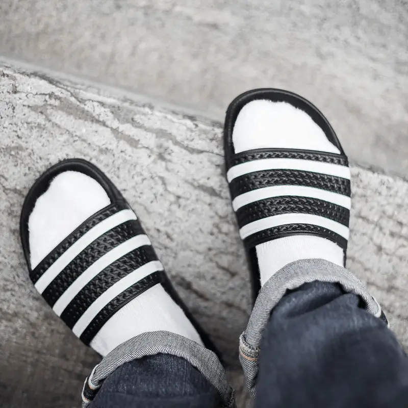 Alternative view of Dép Adidas Adilette Slides 'Black' 280647