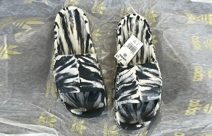 Dép Adidas Adilette 22 'Carbon Aluminum' GX6947 - Ảnh 8