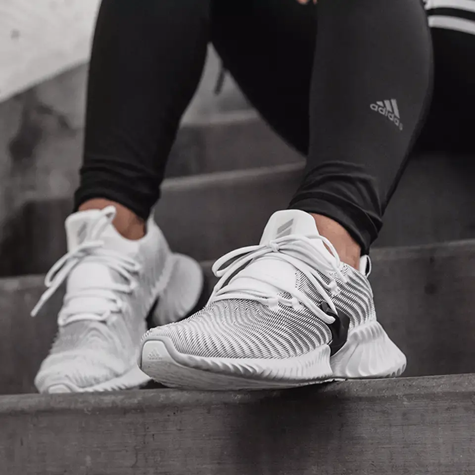 Alternative view of Giày Adidas Wmns Alphabounce Instinct 'Cloud White' CG5590