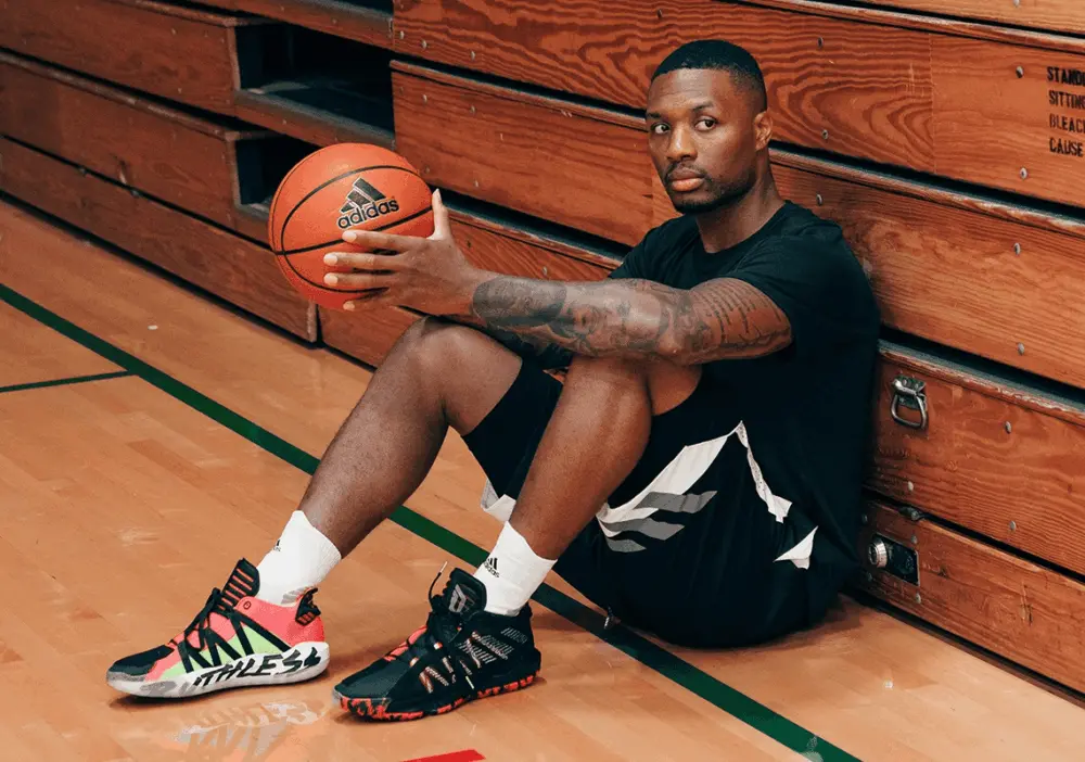 Alternative view of Giày Adidas Dame 6 'Ruthless' EF9866