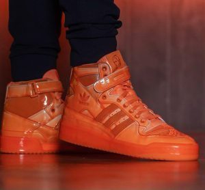 Alternative view of Giày Adidas Jeremy Scott x Forum High 'Dipped Signal Orange' Q46124