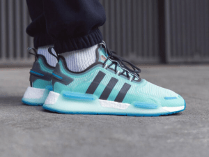 Alternative view of Giày Adidas by XBOX NMD V3 'Ice Green' HP5356