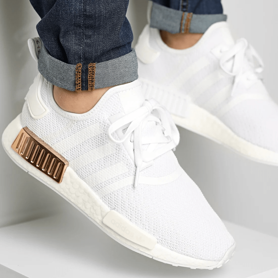Giày Adidas Originals NMD_R1 'Cloud White' FV1788 - Ảnh 4