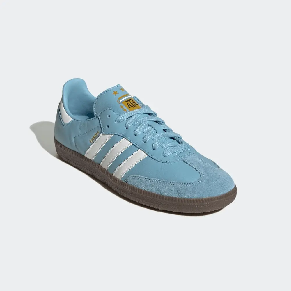 Alternative view of Giày Argentine Football Association x adidas Samba 'Blue' HQ7037