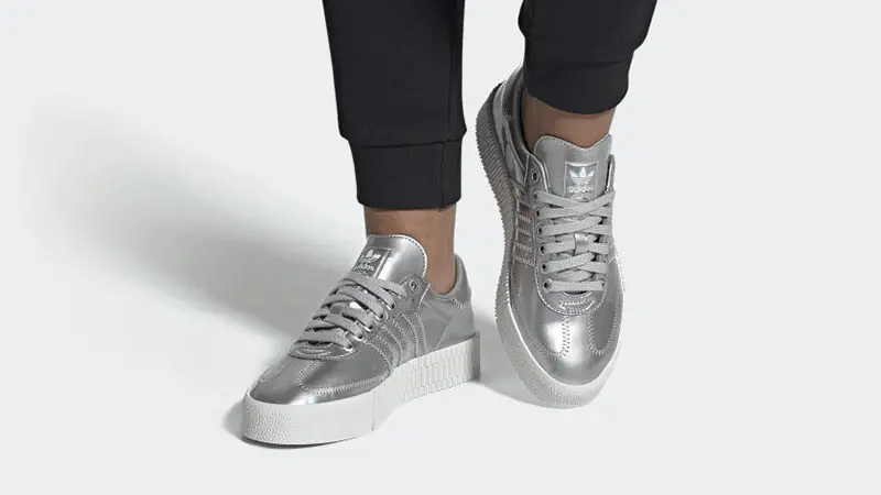 Alternative view of Giày Adidas Samba Rose 'Silver' Metallic D96769