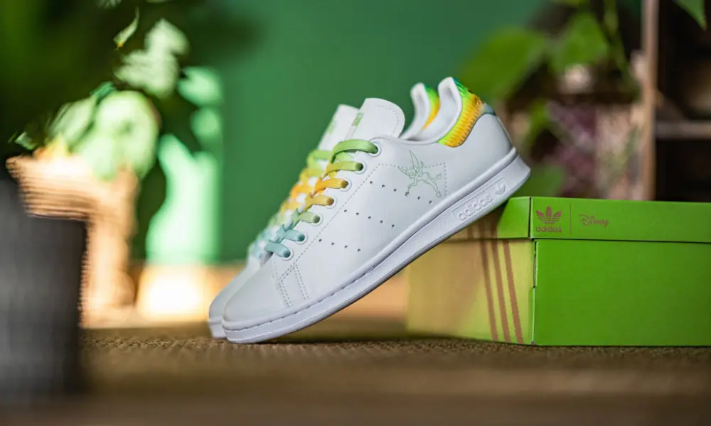 Alternative view of Giày Adidas Disney x Wmns Stan Smith 'Tinkerbell' FZ2714