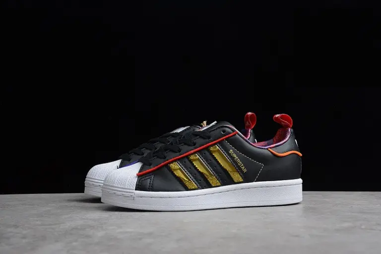 Alternative view of Giày Adidas Superstar 'Chinese New Year - Year Of The Ox Black' S24184