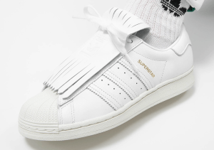 Alternative view of Giày Adidas Wmns Superstar 'Kiltie' FV3421