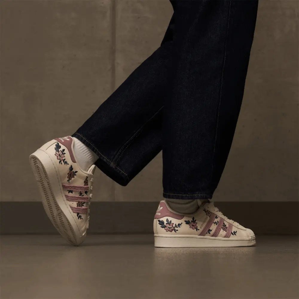 Giày Adidas Originals Superstar 'Pink Flower' H03479 - Ảnh 3