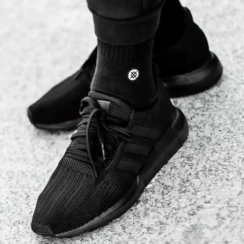 Alternative view of Giày Adidas Swift Run 'Core Black' AQ0863