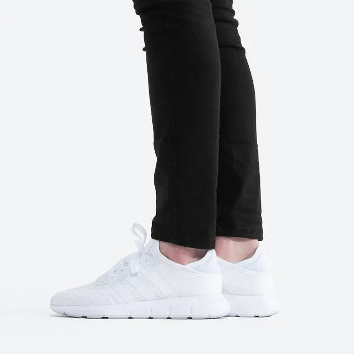 Alternative view of Giày Adidas Swift Run X J 'Triple White' FY2149