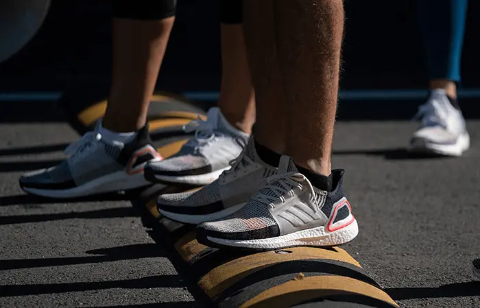 Giày Adidas UltraBoost 19 'Laser Red' B37703 - Ảnh 4