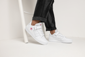 Alternative view of Giày Adidas Forum Low 'White Shock Pink' G58001