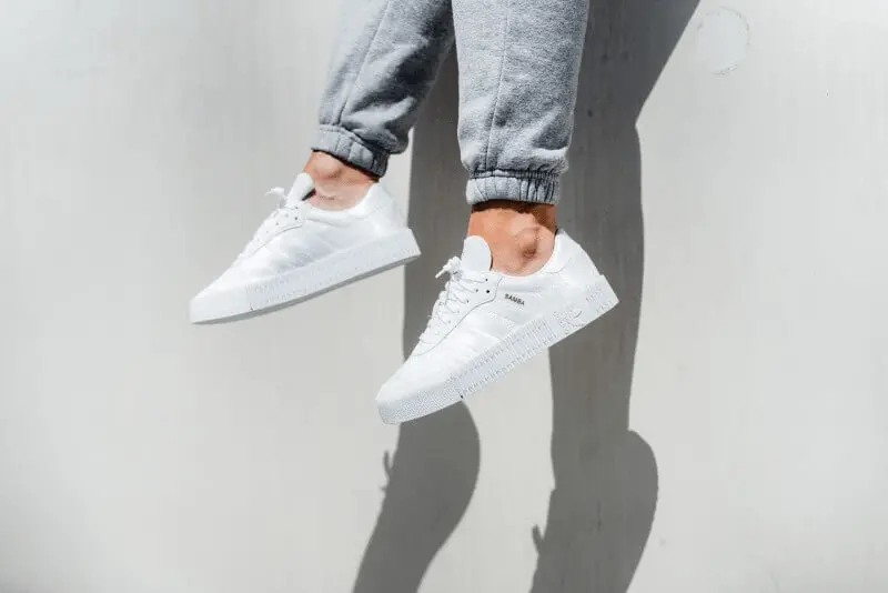 Alternative view of Giày Adidas Women's Sambarose 'Cloud White/Gold Metallic' EG5158