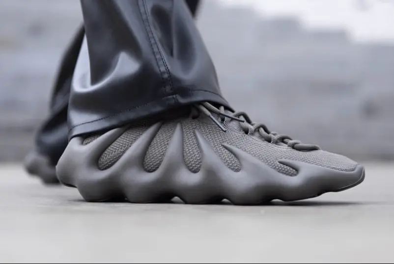 Alternative view of Giày Adidas Yeezy 450 Cinder GX9662