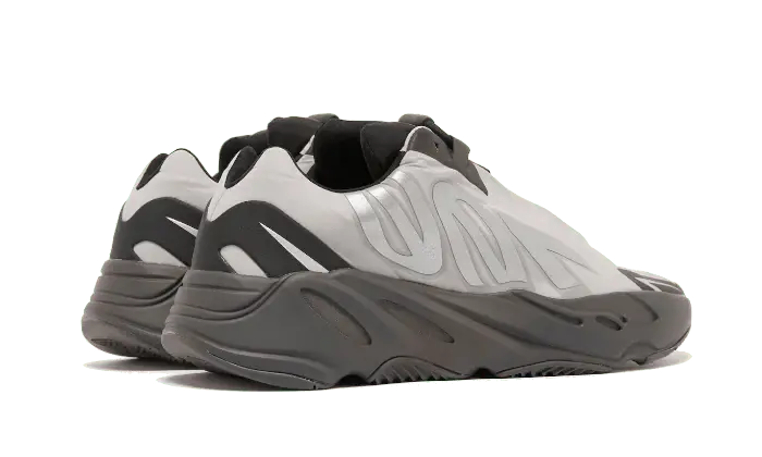 Giày Adidas Yeezy Boost 700 MNVN Metallic GW9524 - Ảnh 5