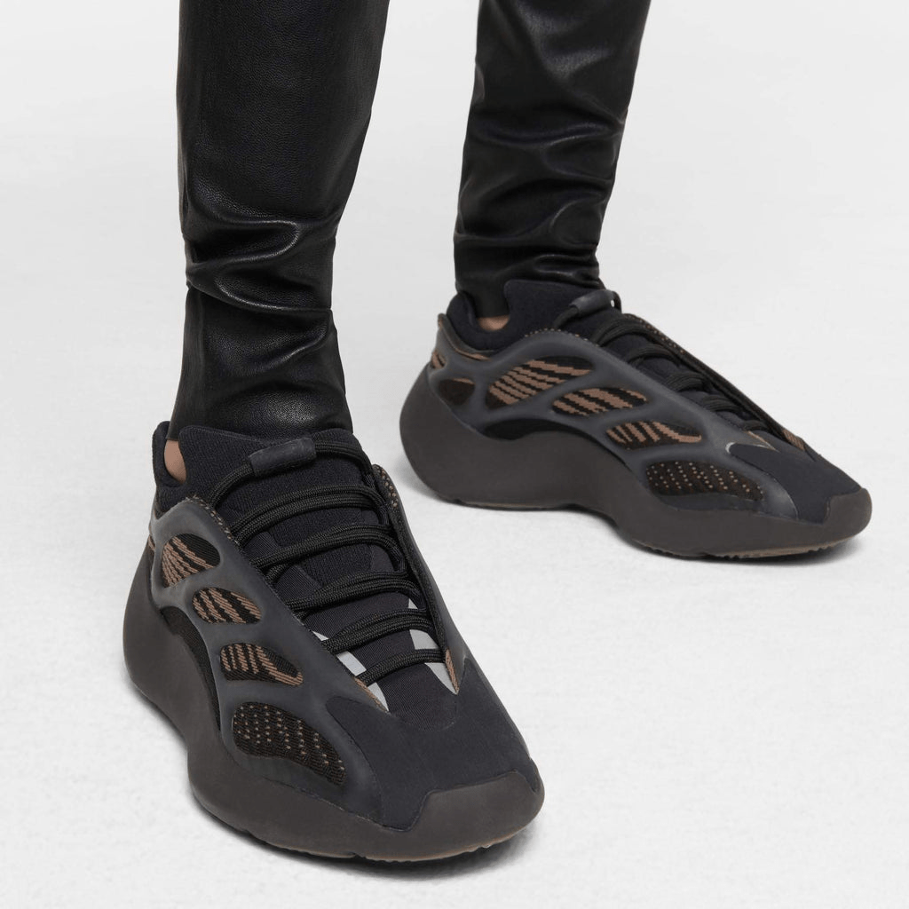 Giày Adidas Yeezy 700 V3 'Clay Brown' GY0189 - Ảnh 2