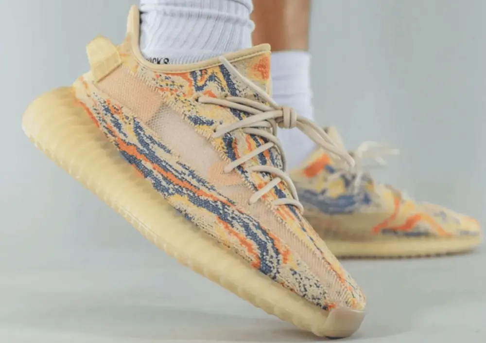 Alternative view of Giày Adidas Yeezy Boost 350 V2 'MX Oat' GW3773