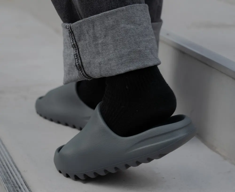 Dép Adidas Yeezy Slide 'Slate Marine' ID2349 - Ảnh 4