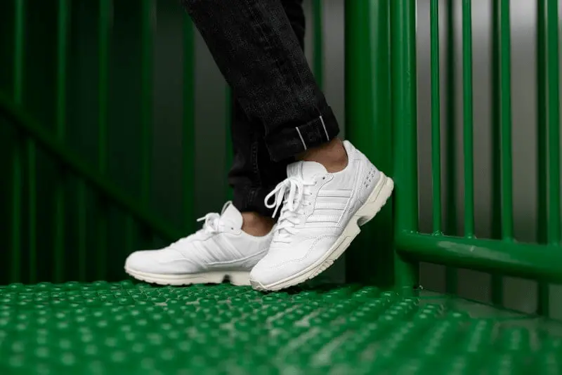 Alternative view of Giày Adidas ZX 1000 'Size Tag White' FY7325