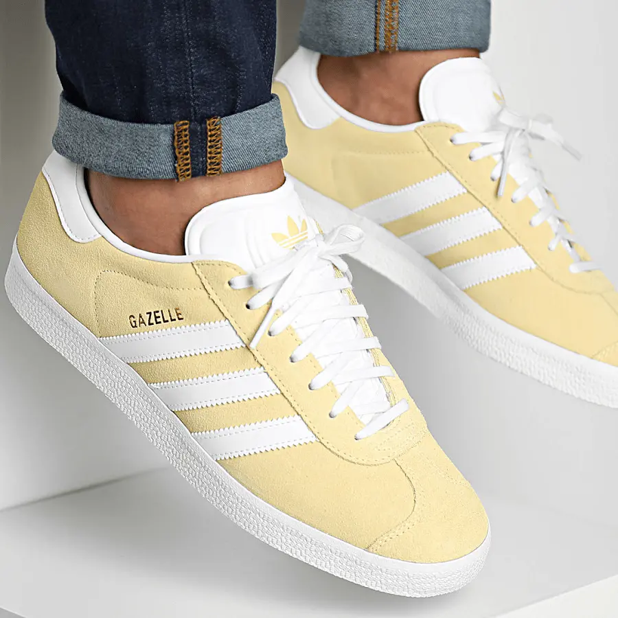 Alternative view of Giày Adidas Gazelle 'Almost Yellow' GX2203