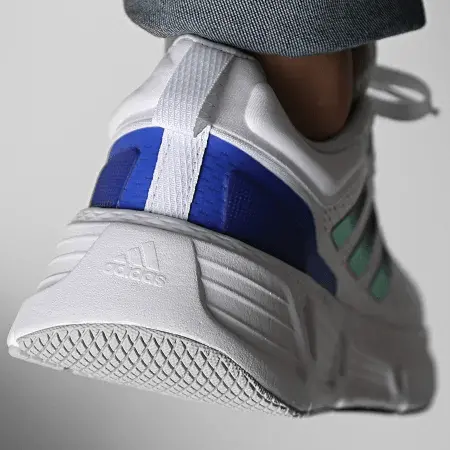Alternative view of Giày Adidas Questar Ride 'White Blue' HP2437