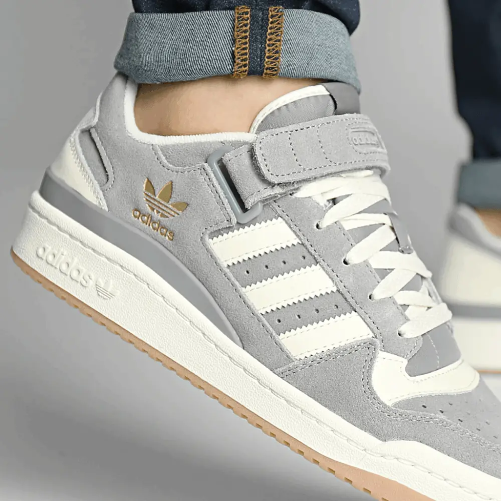 Alternative view of Giày Adidas Forum Low 'Charcoal Solid Grey Gum' FZ6253