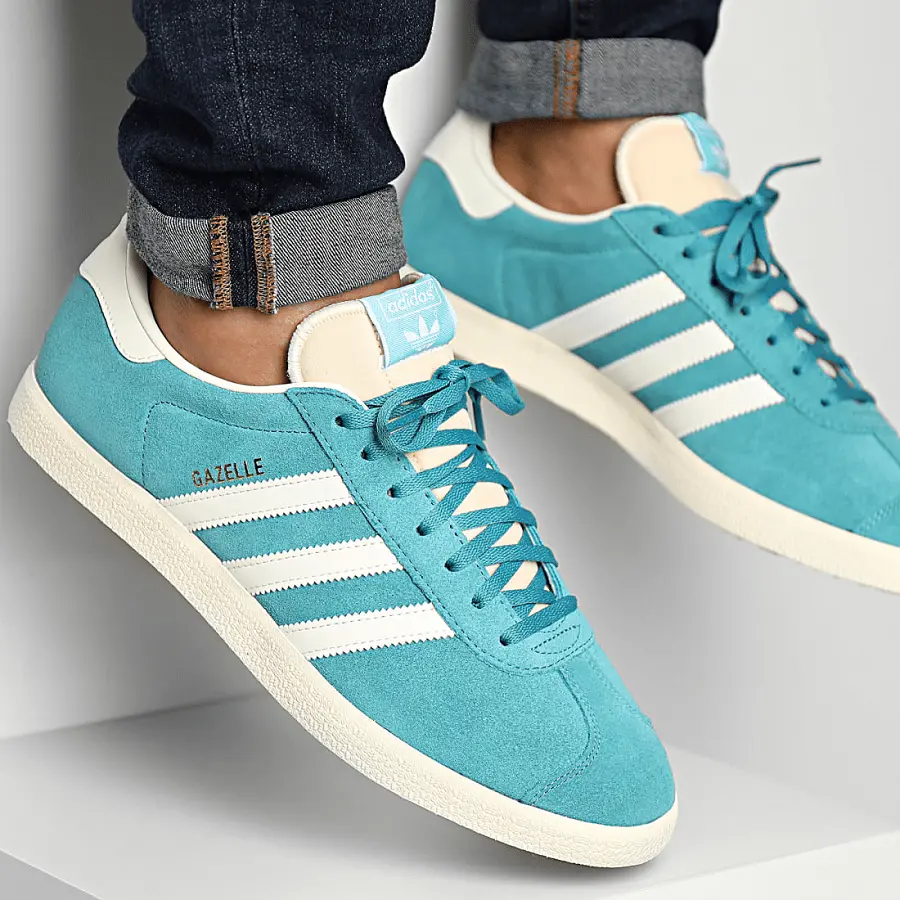 Alternative view of Giày Adidas Originals Gazelle 'Blue' IG1061
