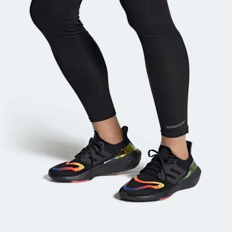 Giày Adidas UltraBoost 22 'Linear Energy Black' HQ0965 - Ảnh 3