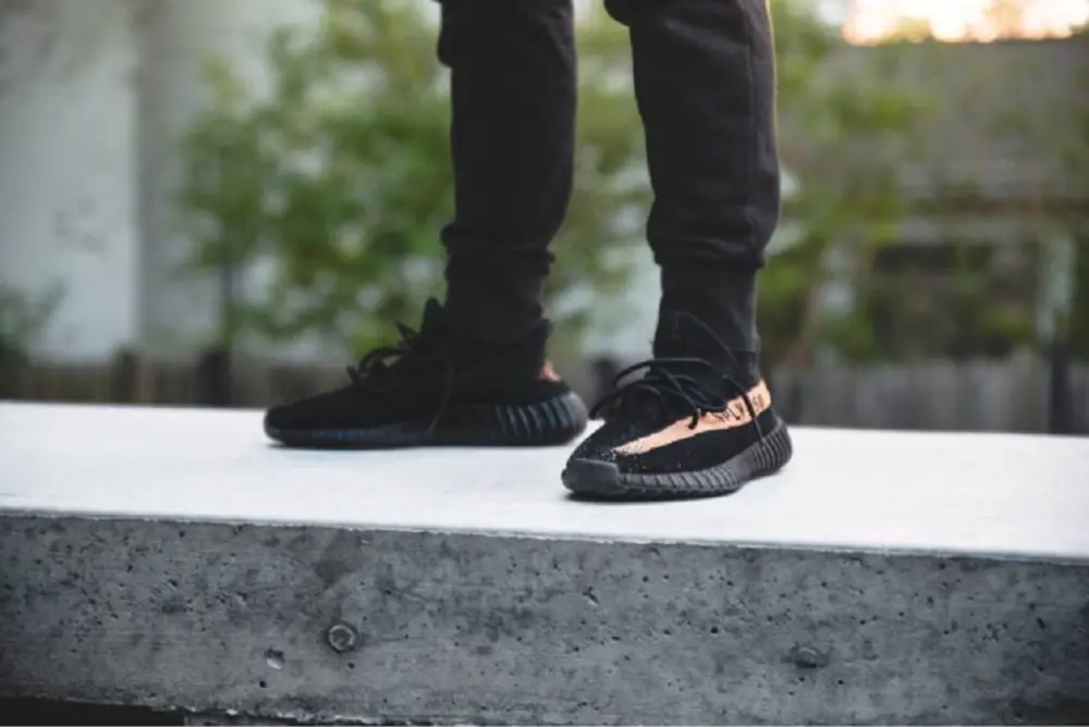 Alternative view of Giày Adidas Yeezy Boost 350 V2 'Copper' BY1605