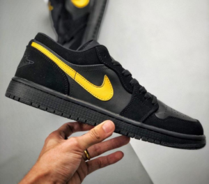 Alternative view of Giày Nike Air Jordan 1 Low 'Black University Gold' 553558-071