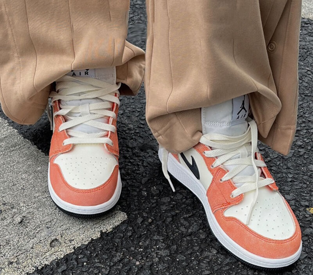 Giày Nike Air Jordan 1 Mid SE 'Orange Suede' DV1336-800 - Ảnh 3