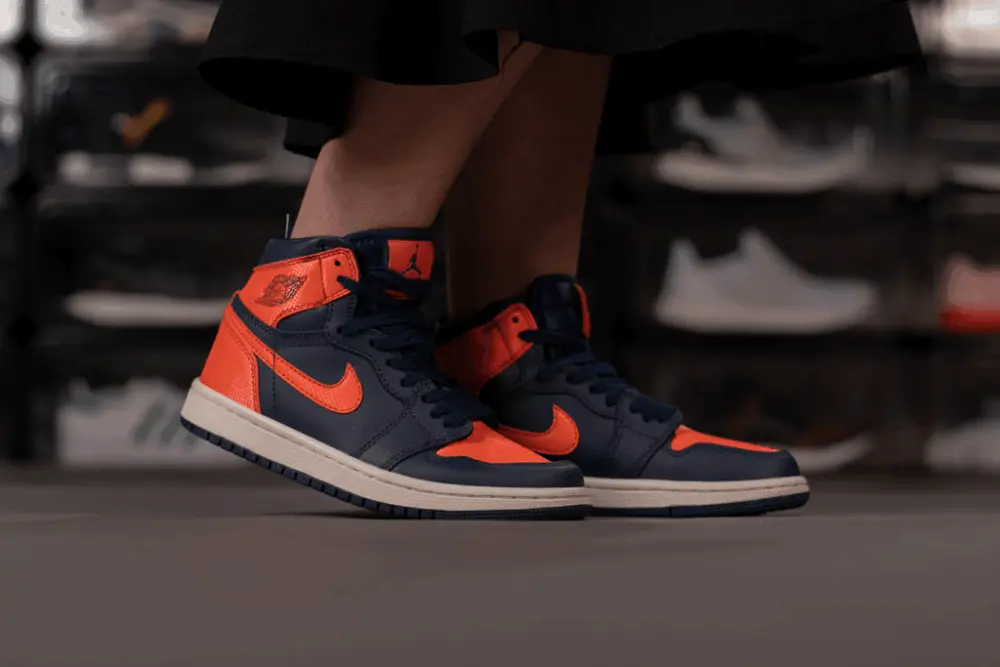 Giày Nike Wmns Air Jordan 1 Retro High 'Blue Void' AH7389-408 - Ảnh 5