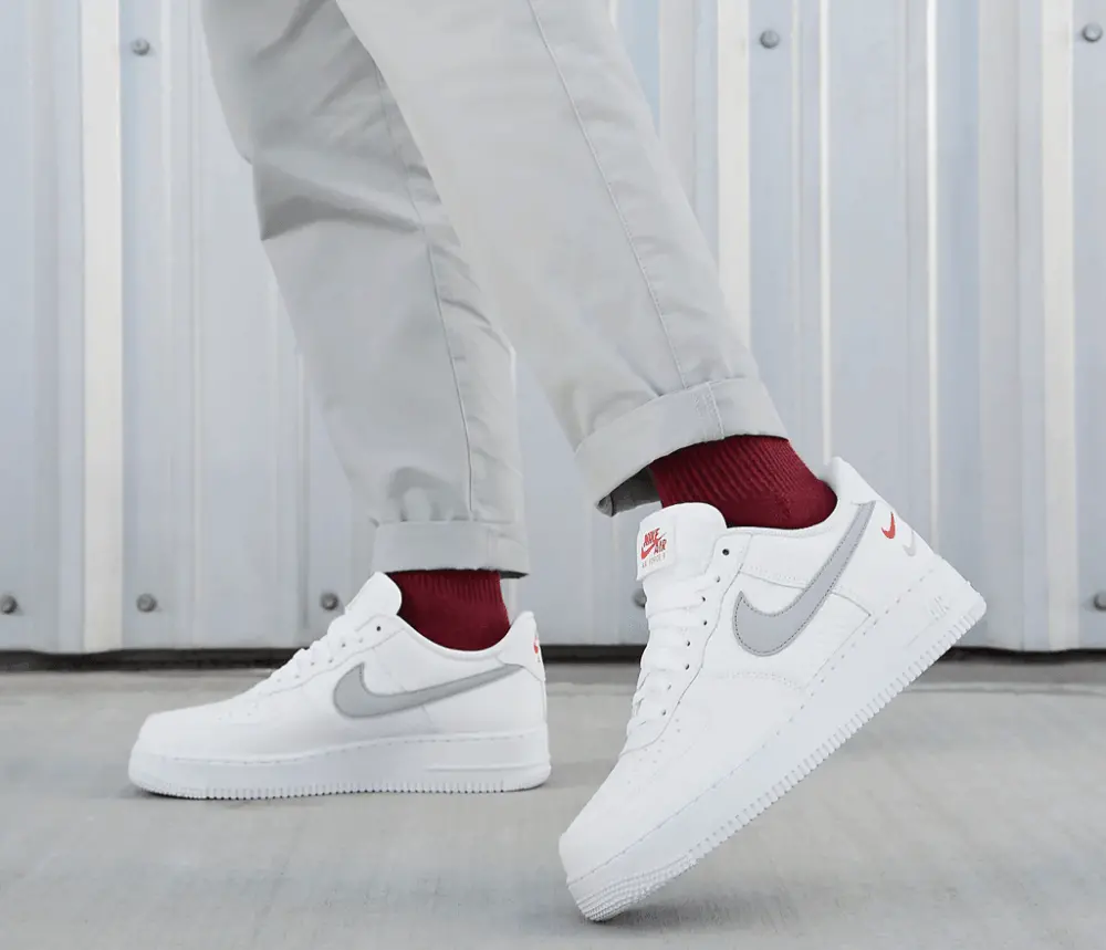 Alternative view of Giày Nike Air Force 1 '07 'Triple Swoosh' FD0666-100