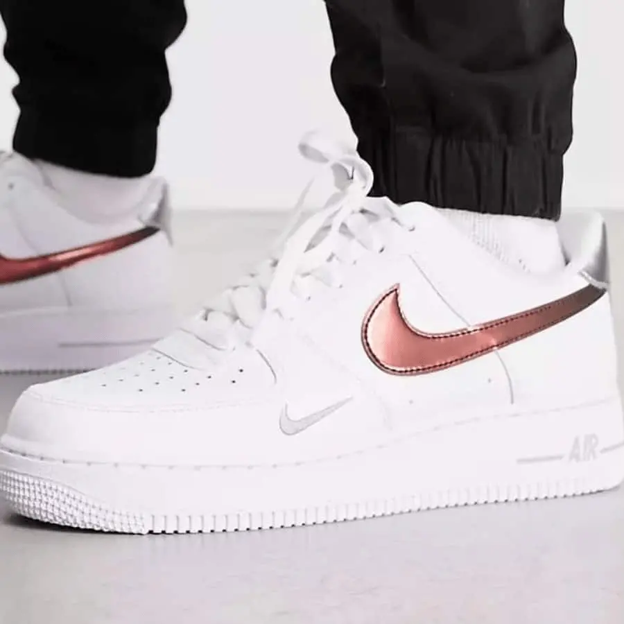 Alternative view of Giày Nike Air Force 1 07 Low 'White Picante Red' FD0654-100