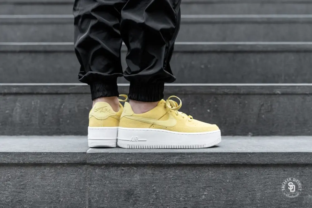 Giày Nike Air Force 1 Sage Low 'Celery Yellow' AR5339-300 - Ảnh 5