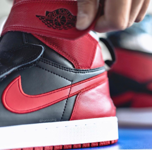 Alternative view of Giày Nike Air Jordan 1 High FlyEase 'Bred' CQ3835-060
