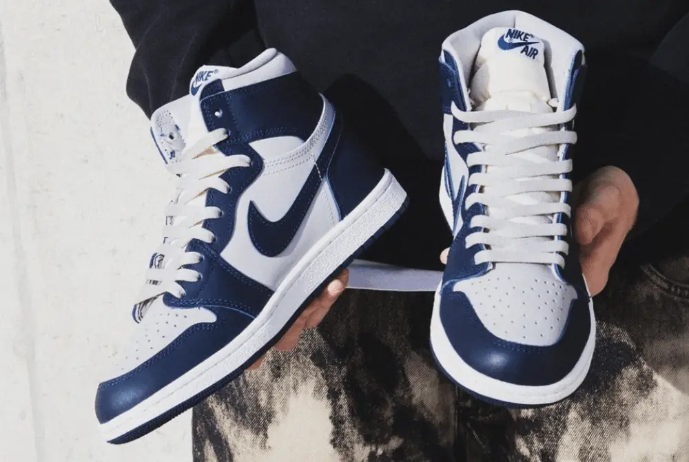 Alternative view of Giày Nike Air Jordan 1 High '85 'College Navy' BQ4422-400