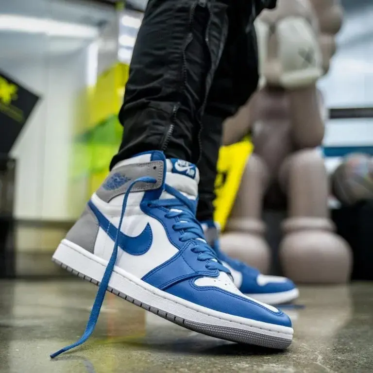 Giày Nike Air Jordan 1 Retro High Og Gs 'True Blue' FD1437-410 - Ảnh 3