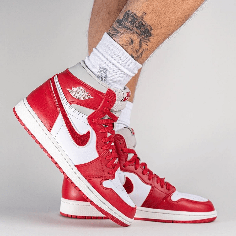 Giày Nike Air Jordan 1 Retro High OG 'Varsity Red' DJ4891-061 - Ảnh 7