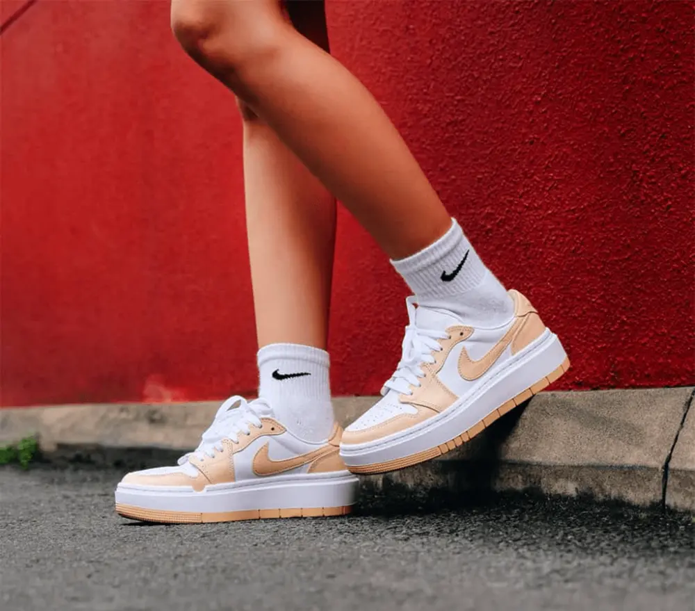 Giày Nike Air Jordan 1 Elevate Low 'White Onyx' DH7004-102 - Ảnh 3