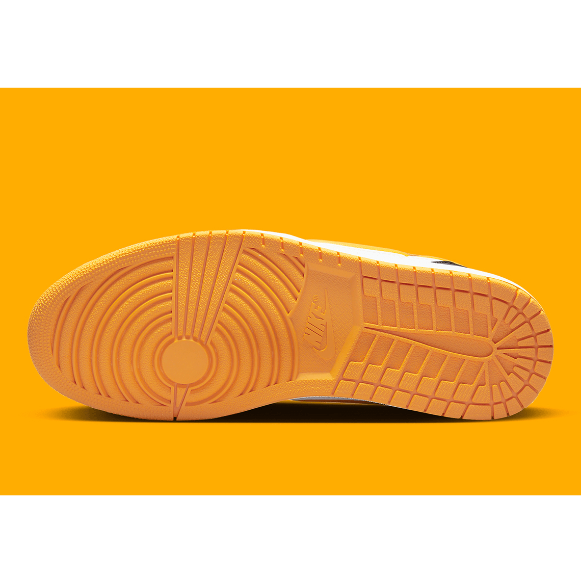 Giày Nike Air Jordan 1 Low FlyEase 'University Gold’ DM1206-107 - Ảnh 5