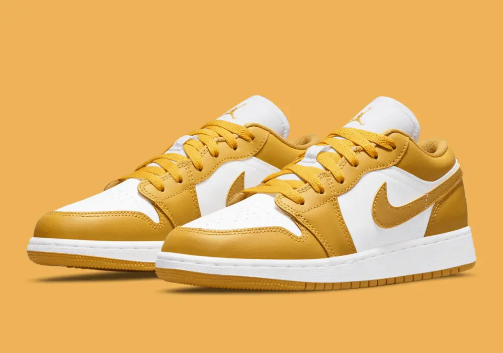 Alternative view of Giày Nike Air Jordan 1 Low GS 'White Yellow' 553560-171